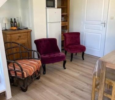 Gallargues-le-Montueux House | Mini villa villa Gallargues le Montueux jardinet/piscine partagée