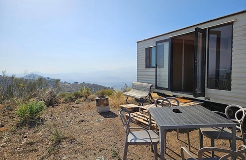 Casabermeja House | Minicasa en los montes de Málaga