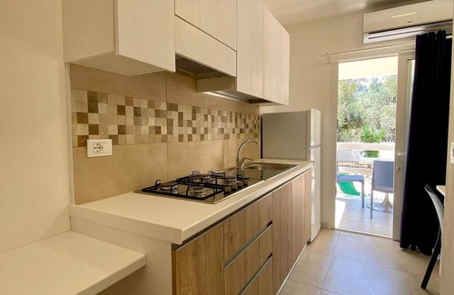 Mattinata Apartment | Minicasa Recintata Immersa in un Uliveto Secolare
