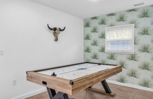 Wilmington House | MiniGolf-Hot Tub-Firepit-Games