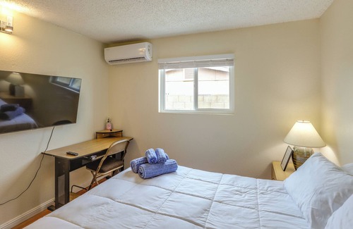 Chinatown House | Minimalistic Las Vegas Home ~ 2 Mi to Strip!