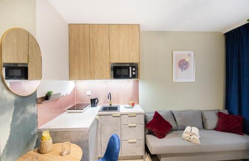 Ursus Apartment | miniStudios Habicha by VAYA STAYS