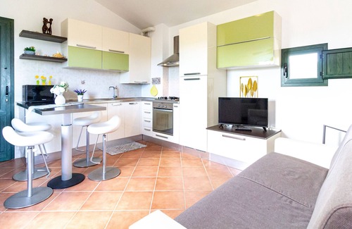 Castellina Marittima Apartment | Minou's Home - Residence Le Farsiche