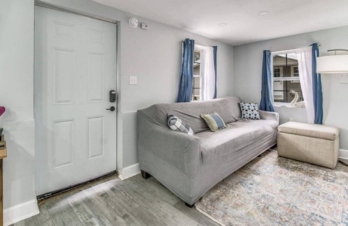 West Pensacola Apartment | Mins to Downtown & the Beach! Comfy Myrtle Suite