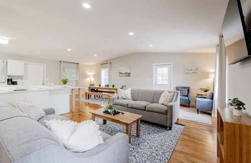Columbia House | Mins to USC, Hospital, Zoo! Columbia Duet- 2 Units