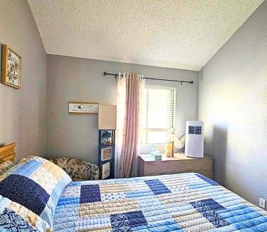 Lawndale House | Minsa - Peaceful Home near LAX DTLA & Free Parking