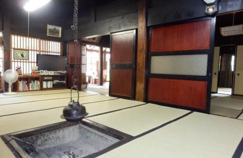 Ainokura House | Minshuku Yomoshirou
