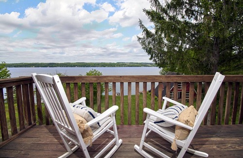 Skaneateles House | Mint Private Lakefront Skaneateles, 4BR/2 Bath w/50ft Lake Frontage w/Dock