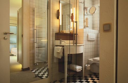 Burgaltendorf Hotel | Mintrops Land Hotel Burgaltendorf