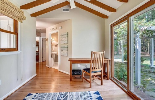 Unionville House | Minutes from Downtown Easton and St. Michaels | Pool | Private Dock