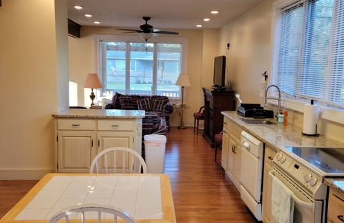 Huron House | Minutes from Nickel Plate Beach & Cedar Point