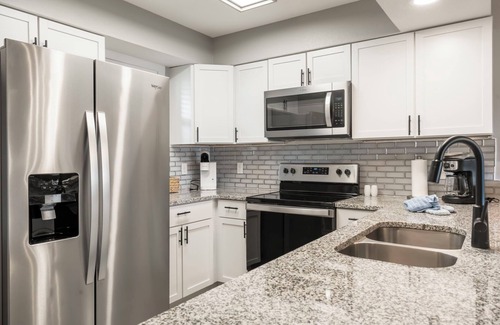 Indian Point Condo | Minutes to SDC! Lakefront Condo with Free Boat Launch & Parking!