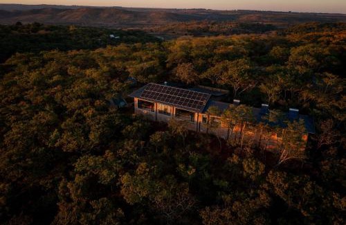 Mazowe Cabin | Miombo Mountain Lodge and Spa