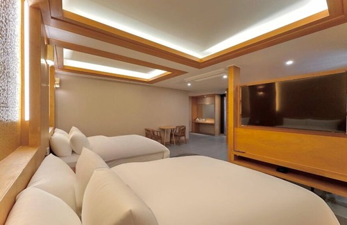 Sokcho Hotel | mir hotel