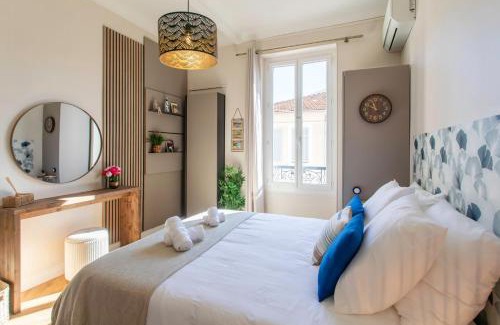 Antibes Old Town Apartment | Mirabeau Prestige