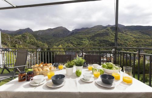 Panticosa Apartment | Mirador de Estrimal by BeValle