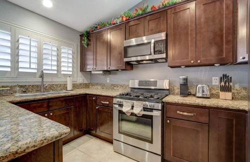 Las Vegas House | Mirage Pool House - Relaxation oasis. Swim & Play