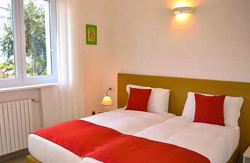 Consiglio di Rumo Apartment | Miralago Giardino EG-Ferienwohnung