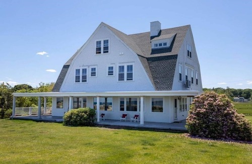 North Hampton House | Miramar Escape