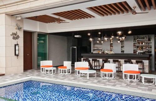 Zhongshan Hotel | Miramar Garden Taipei