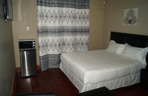 Greater Johannesburg Metropolitan Area Bed & Breakfast | MIRATON EASTGATE SUITES