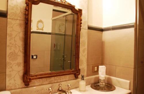 Palermo Hotel | Miravida Soho Hotel & Wine Bar