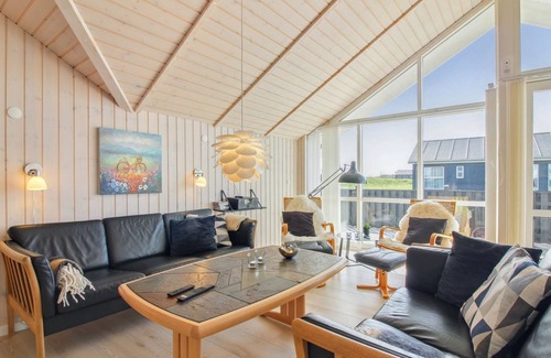 Grønhøj House | "Mirkka" - 1.5km from the sea by Interhome