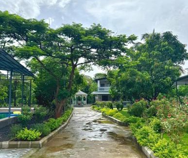 Alibaug Resort | Mishita Resort couple friendly with pool near beach