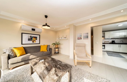 Kaleici Apartment | Missafir Exquisite Flat Near Hadrian's Gate