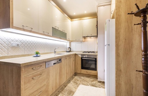 Cumhuriyet Apartment | Missafir Modern and Central Flat in Nisantasi