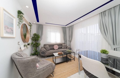Antalya City Centre Apartment | Missafir Modern Flat near Beach in Antalya