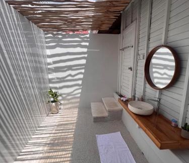 Ceningan Island Resort | Mista Ceningan's Beach Bungalows previously The KUBU 221
