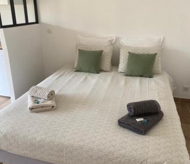 Cassis Apartment | Mistral gagnant - parking privé