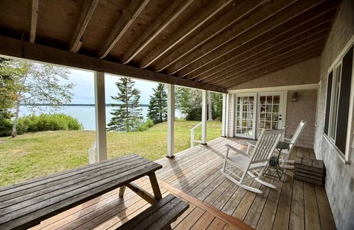 Gouldsboro Cottage | Misty Morning Cottage: Private, secluded, waterfront escape in Gouldsboro, Maine