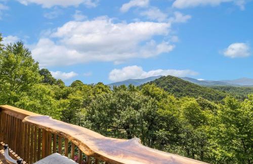 Blowing Rock House | Misty Ridge Retreat
