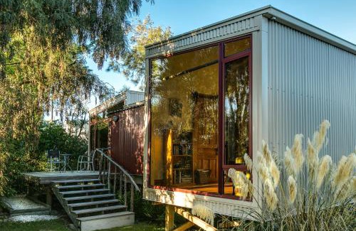 Blenheim House | Misty River Retreat