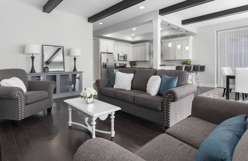 Bradley House | Mitten Lake Escape