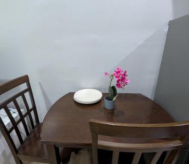 South Triangle Apartment | Miya's Crib Staycation B