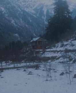 Kullu House | MJ's cafe and homestay