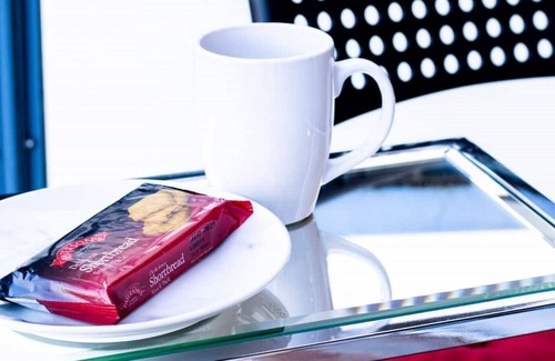 Willen Apartment | MK Business & Staycations sleeps 4,PARKING, 2 BATH