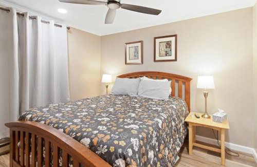 Snowshoe Apartment | ML288 New Deck Great Views EZ Parking WiFi Retreat