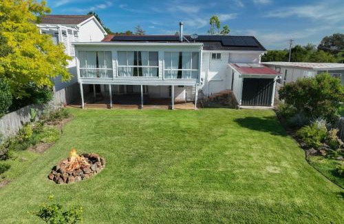 Mollymook House | MM House, Stay longer for less. Book 3 nights or more to receive 1 night for free.