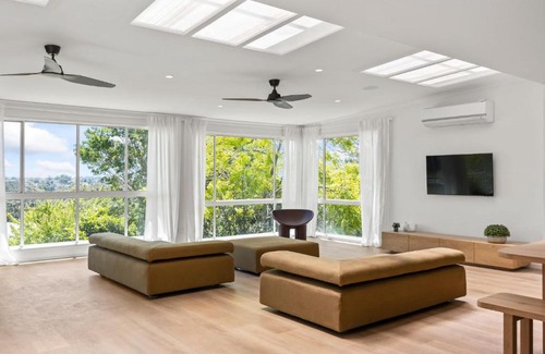 Mollymook House | MM House, Stay longer for less. Book 3 nights or more to receive 1 night for free.