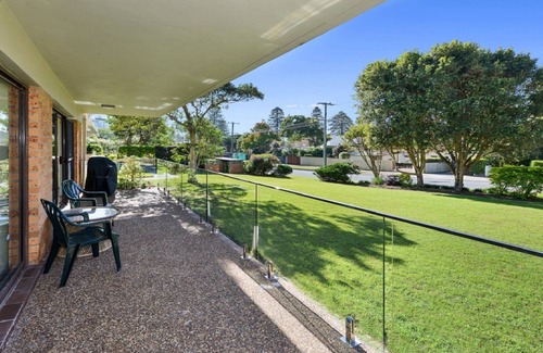 Avoca Beach Apartment | Moana 3 - Flat Walk to Beach, Shops, and Cafes