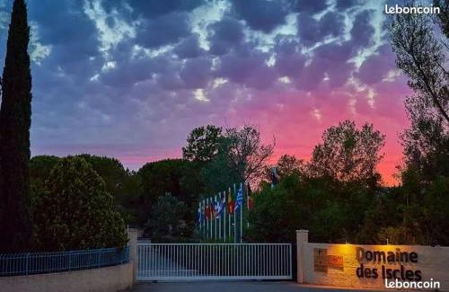 La Roque-d'Antheron Other | Mobil-home 6 personnes chez Vonvon