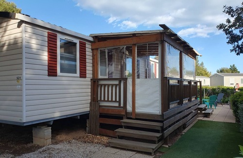 Lattes House | Mobil Home Climatisé Camping « Le Lac des Rêves »