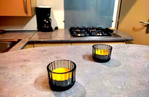 Saint-Cheron Other | Mobil-home dans la forêt haute et tranquille