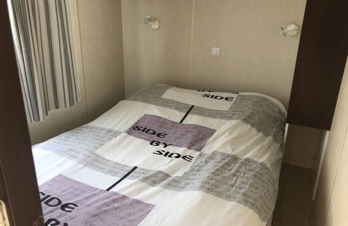 Le Girouard House | Mobil Home sur Grand Terrain Arboré