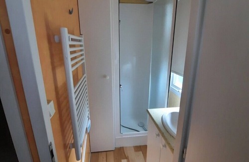 Besse-en-Chandesse House | Mobile homes for up to 7 people