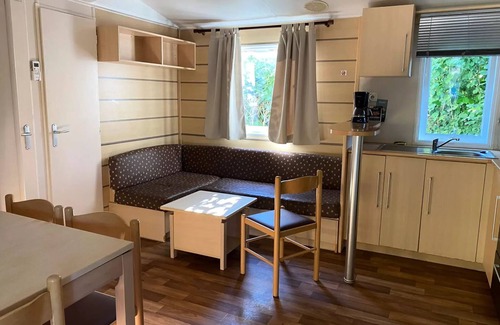 Angicourt House | Mobile home - 37m² - 3 bedrooms with terrace sleeps 6